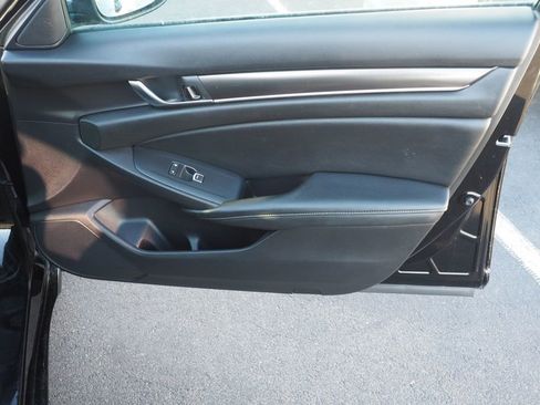 Used 2020 Honda Accord Sport image 22