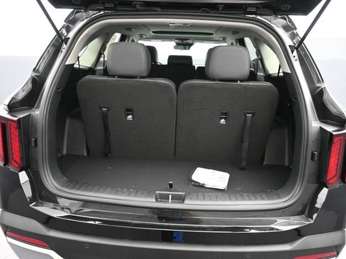 New 2026 Kia Sorento S w/ S Panoramic Sunroof Package FWD image 23