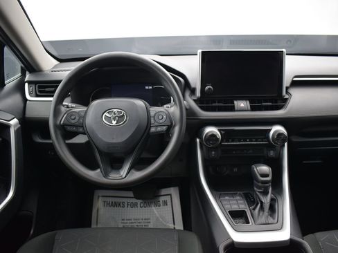Used 2024 Toyota RAV4 XLE AWD/4WD image 14