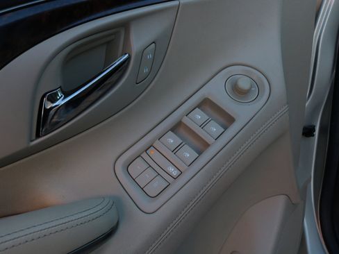 Used 2014 Buick LaCrosse Leather image 19