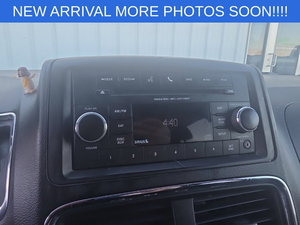 Used 2017 Dodge Grand Caravan SE FWD image 9