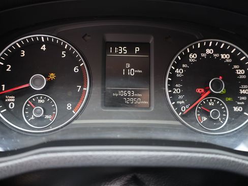 Used 2014 Volkswagen Passat 1.8T S FWD image 22
