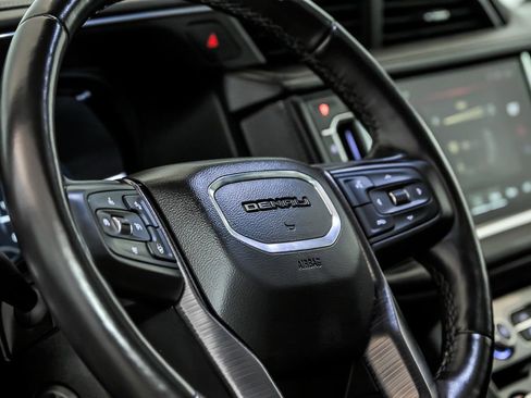 Used 2023 GMC Yukon XL Denali Ultimate image 19