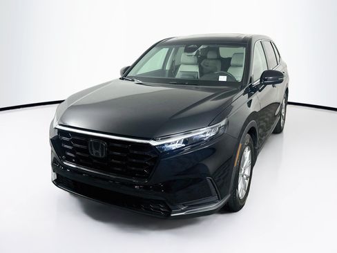 Used 2025 Honda CR-V EX image 3