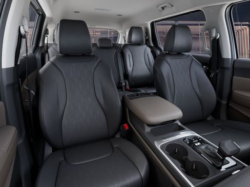 New 2026 Kia Carnival EX FWD image 15