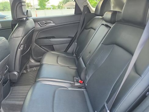 Used 2023 Kia Sportage SX FWD image 12