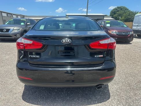 Used 2015 Kia Forte EX w/ UVO Package W/17" Alloys FWD image 5