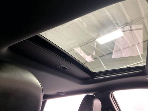 Used 2023 Dodge Durango GT image 23