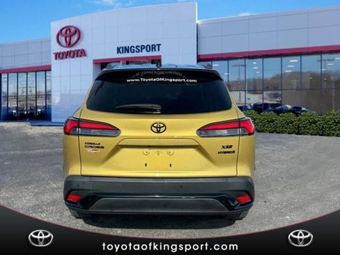 Certified 2024 Toyota Corolla Cross XSE w/ Convenience Package image 4