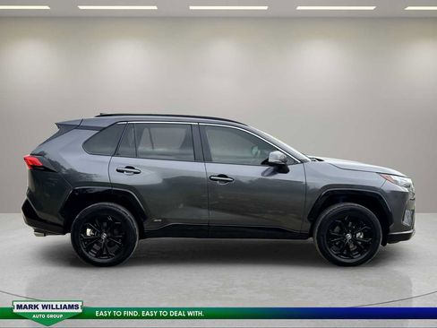 Used 2023 Toyota RAV4 SE AWD/4WD image 2