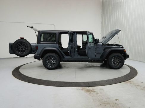 New 2026 Jeep Wrangler Unlimited Sport AWD/4WD image 16