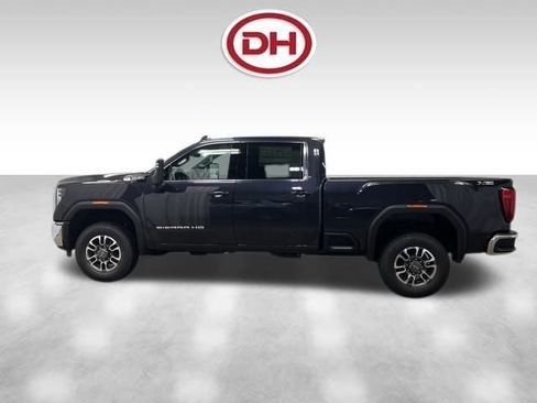 New 2026 GMC Sierra 2500 SLE w/ SLE Value Package; image 8