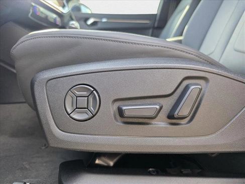 New 2025 Audi Q3 2.0T Premium w/ Convenience Package image 15