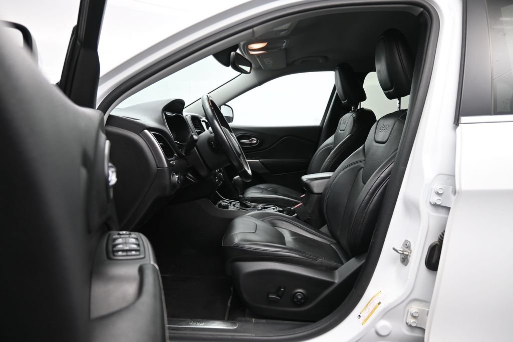 Used 2020 Jeep Cherokee Limited AWD/4WD image 22