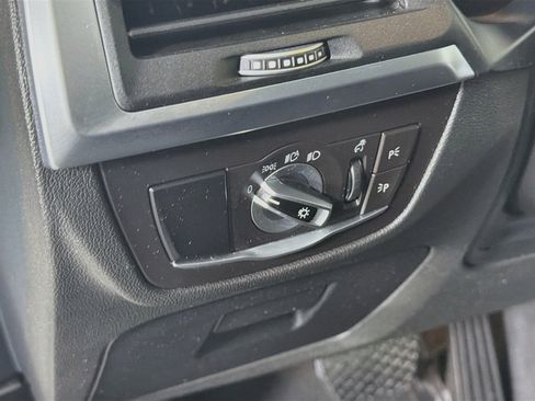 Used 2024 BMW X3 sDrive30i RWD image 17