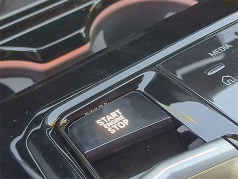 New 2026 BMW 530i xDrive 530i xDrive w/ Premium Package image 28