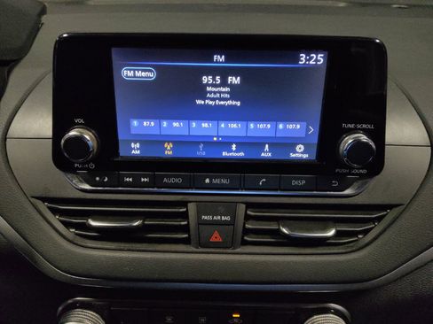 Used 2021 Nissan Altima 2.5 S FWD image 25