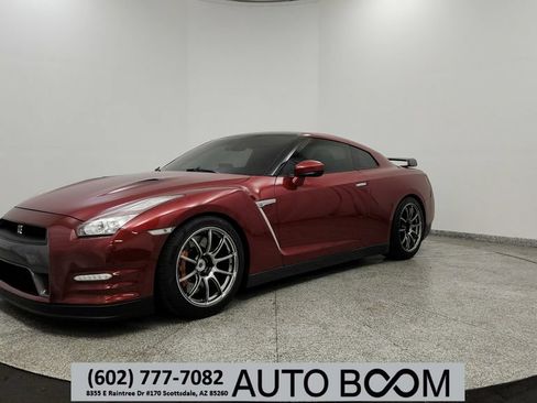 Used 2015 Nissan GT-R Premium AWD/4WD image 1