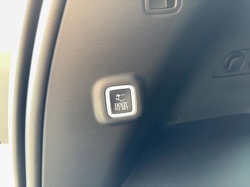 New 2026 Jeep Cherokee Limited image 14