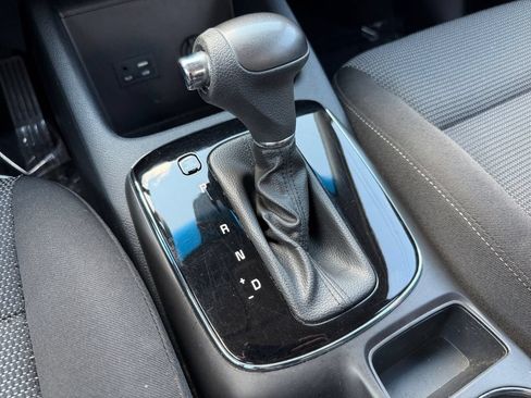 Used 2018 Kia Forte LX FWD image 25