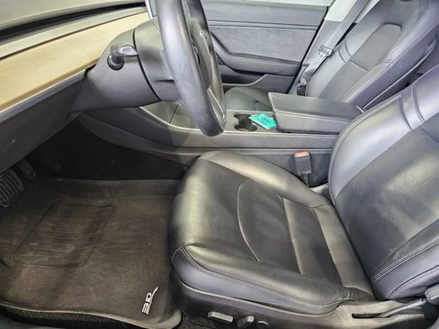 Used 2018 Tesla Model 3 RWD image 14