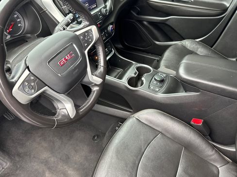 Used 2020 GMC Terrain SLT image 9