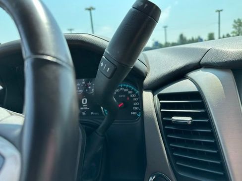 Used 2020 GMC Yukon Denali image 29