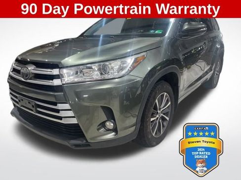 Used 2018 Toyota Highlander XLE image 1