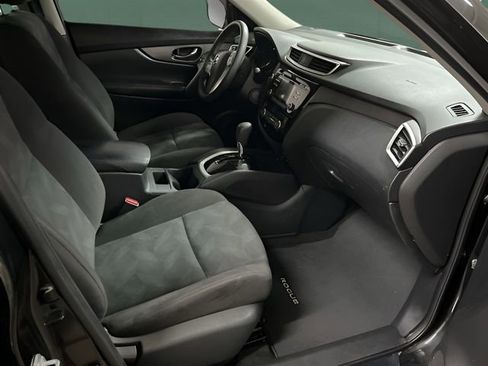 Used 2016 Nissan Rogue SV image 15