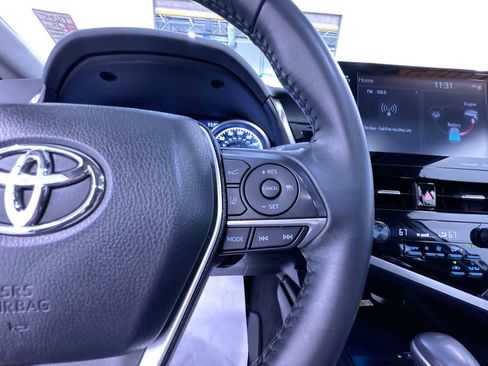 Used 2024 Toyota Camry XLE FWD image 21