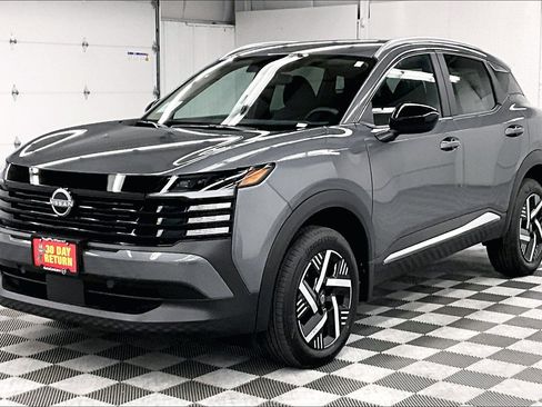 New 2026 Nissan Kicks SV FWD image 3