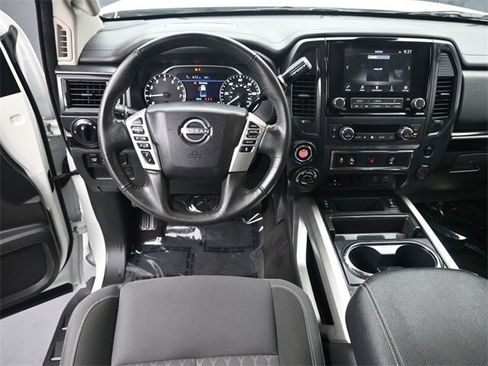 Used 2024 Nissan Titan SV w/ SV Utility Package image 9