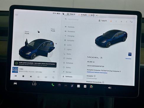 Used 2022 Tesla Model 3 Standard Range Plus image 35