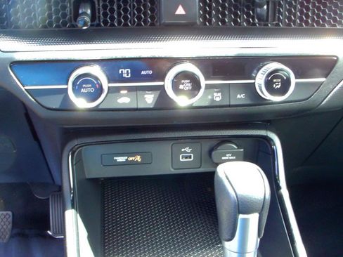 Used 2025 Honda CR-V LX image 20