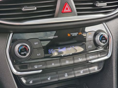 Used 2020 Hyundai Santa Fe Limited image 29