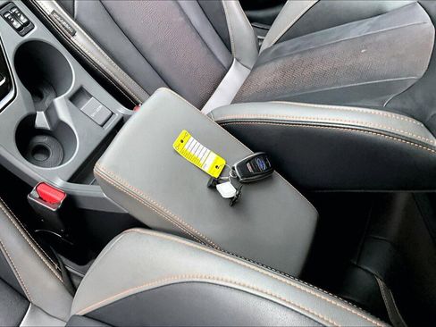 Certified 2025 Subaru Crosstrek 2.5i Limited w/ Crosstrek Mirror Package AWD/4WD image 17