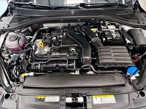 New 2026 Volkswagen Jetta SE FWD image 12