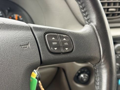 Used 2004 Chevrolet TrailBlazer LT w/ LT Preferred Equipment Group image 10
