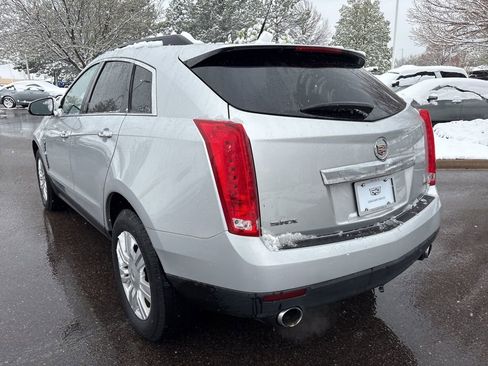 Used 2012 Cadillac SRX FWD image 3