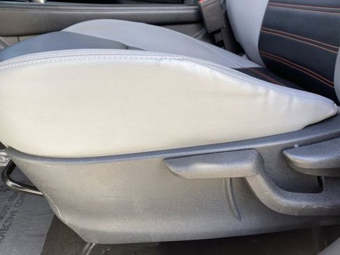 Used 2023 Nissan Kicks SR w/ SR Premium Package image 23