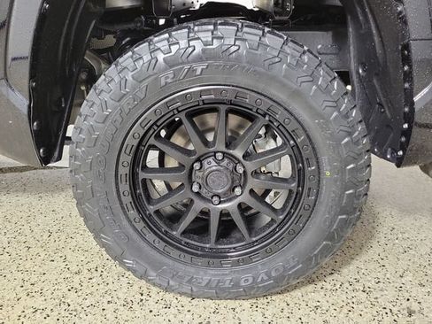 Used 2024 Toyota Tundra SR AWD/4WD image 8