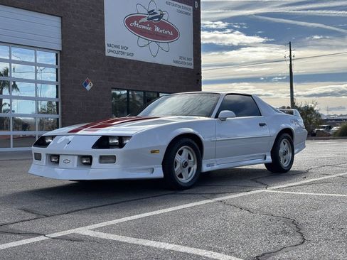 Used 1992 Chevrolet Camaro Z28 image 32