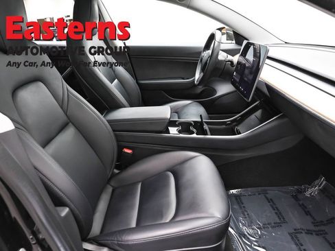 Used 2018 Tesla Model 3 Long Range image 18