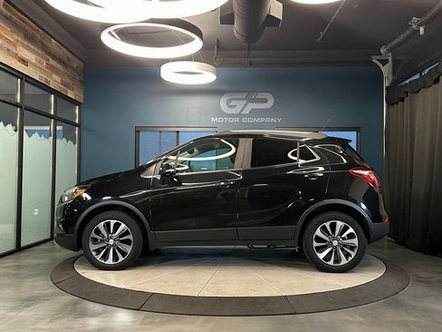 Used 2020 Buick Encore Essence AWD/4WD image 6