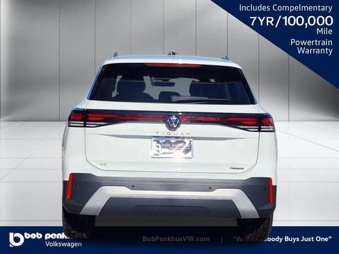 New 2026 Volkswagen Tiguan SE AWD/4WD image 25