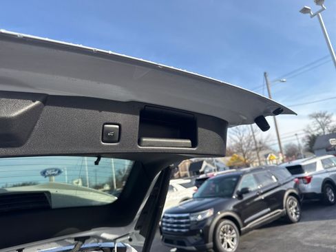 Used 2025 Ford Escape ST-Line Elite w/ Premium Technology Package image 16