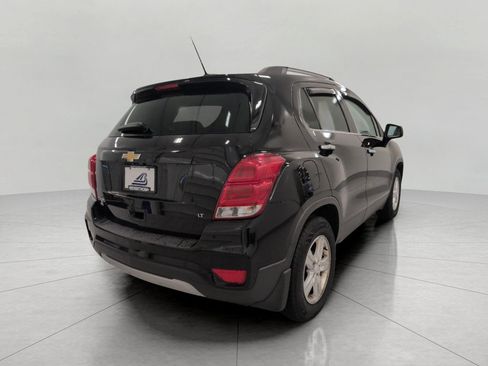 Used 2018 Chevrolet Trax LT w/ LT Convenience Package FWD image 18