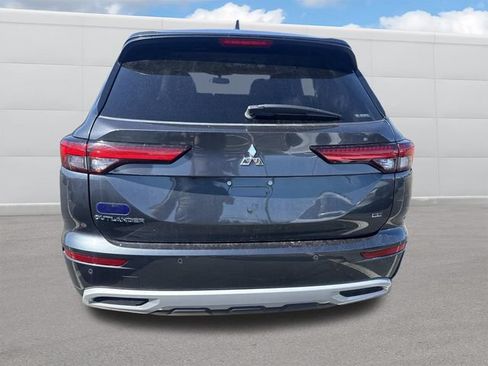 Used 2024 Mitsubishi Outlander SE AWD/4WD image 4