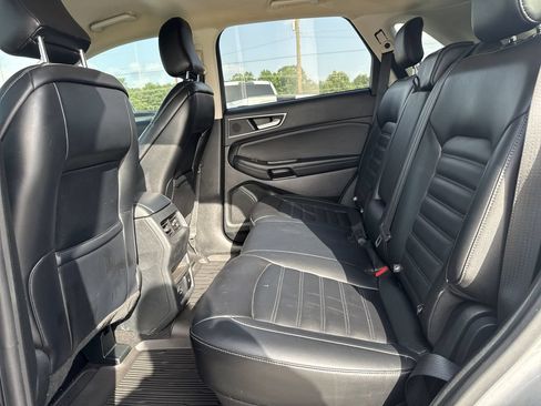Used 2022 Ford Edge SEL w/ Convenience Package AWD/4WD image 23