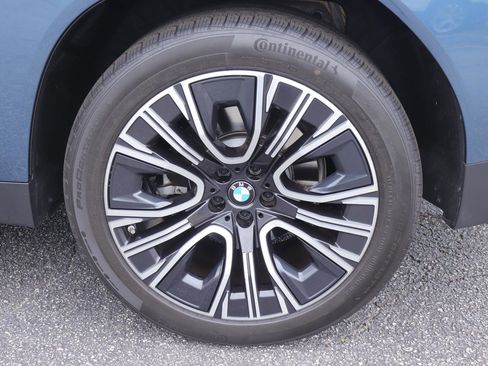 Used 2025 BMW X3 xDrive30i w/ Premium Package image 41